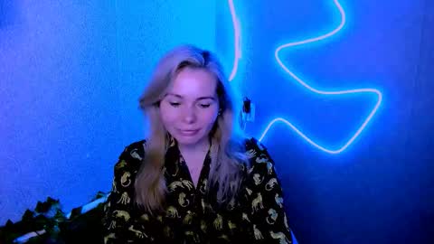 Lora online show from February 20, 3:27 am