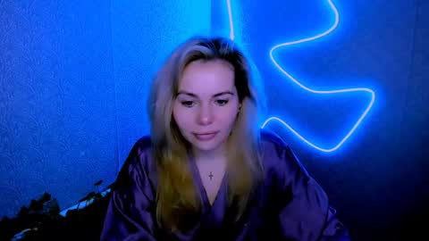 Lora online show from February 11, 3:09 am