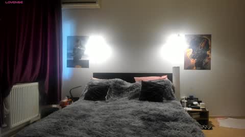 Lora online show from January 24, 11:04 am