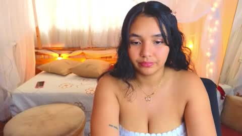 loreanis online show from October 17, 8:56 pm