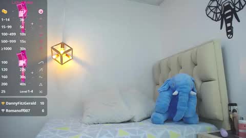 lorenadavies online show from March 11, 3:02 pm