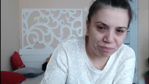 LorraGrey online show from February 13, 7:35 am