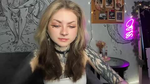 lostallice online show from February 13, 5:58 am