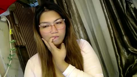 Sweet   online show from February 9, 3:01 pm