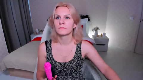 Louisa online show from December 30, 7:48 am