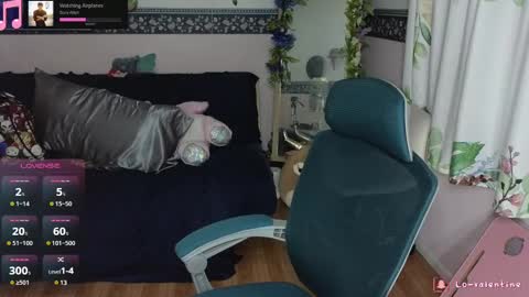 Lo Valentine online show from March 6, 5:35 am