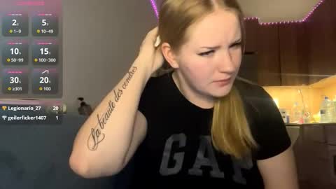 Megan online show from March 1, 6:18 pm