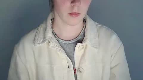 Vivian online show from November 7, 2:11 pm