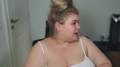 Ally online show from October 14, 5:54 am