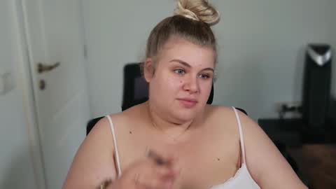 Ally online show from September 17, 2:37 pm