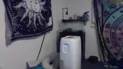 Bigtitsgirl113 online show from December 4, 3:37 am