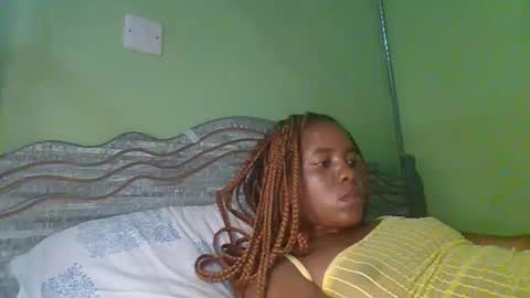 lovegal335 online show from January 12, 9:42 pm