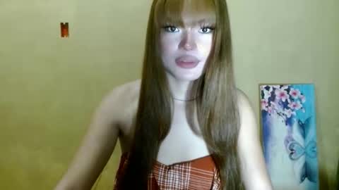 lovelily_xoxo online show from February 11, 11:17 pm