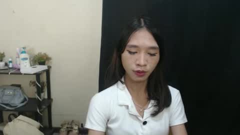 lovely_jasleen online show from November 20, 9:43 am