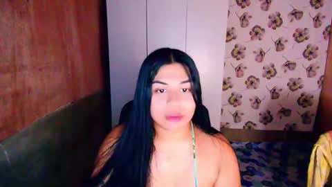 lovely_ricaxxx online show from October 22, 4:34 pm