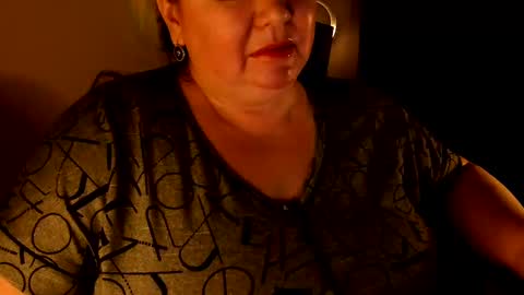 Anelana online show from December 20, 4:42 am