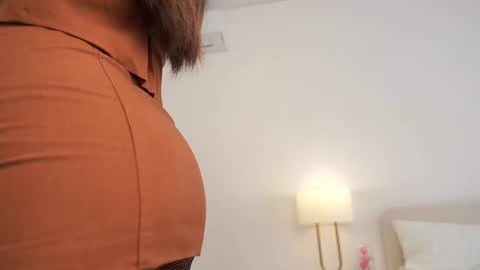 kim online show from February 1, 10:58 am