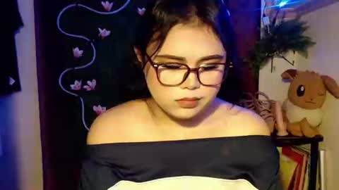 lovely online show from December 18, 8:19 am