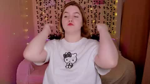 Julia  online show from December 20, 7:01 am