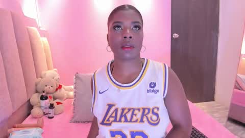 L O V E  online show from September 27, 12:23 pm