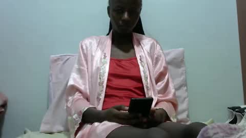 lovergal222 online show from January 15, 5:19 am