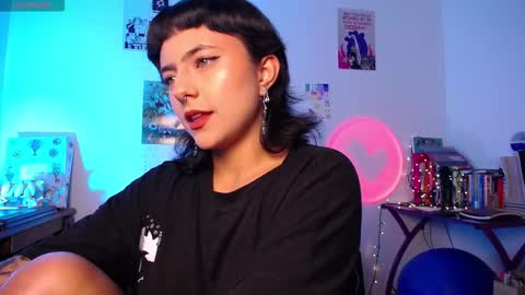 loving_alma online show from September 25, 2:10 am