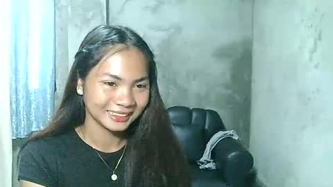 loving_rhean online show from March 12, 4:30 am