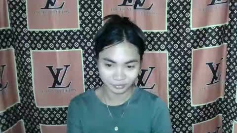 loving_rhean online show from November 23, 10:28 am