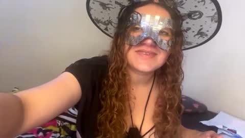 luana_winner online show from November 23, 7:04 pm