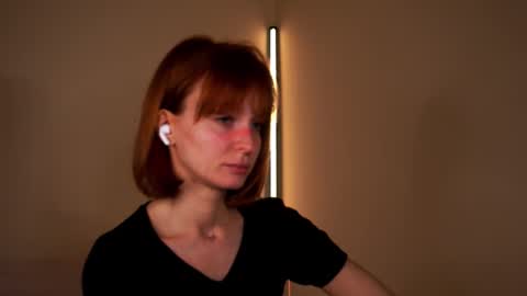 Luba online show from December 14, 8:03 pm