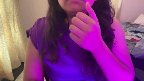 Snapshot of lubna_07 chatting on September 17, 10:24 am slow poison online show from September 17, 10:24 am