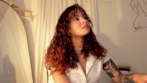 Lucia online show from January 7, 6:14 pm