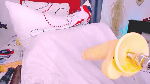 luciaaah online show from September 10, 11:38 pm