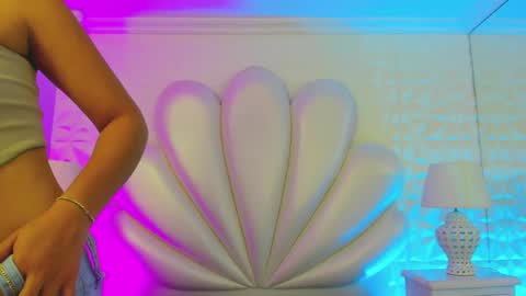    online show from December 30, 11:37 am