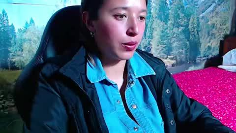 Lucy online show from October 29, 9:28 pm