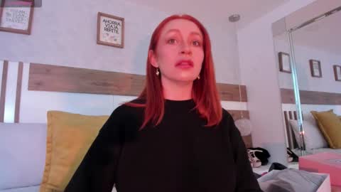 Luciana online show from November 18, 1:34 pm