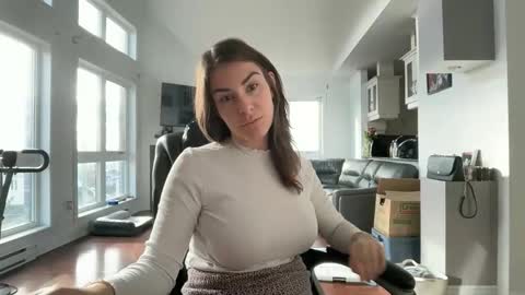 April online show from November 6, 6:47 pm