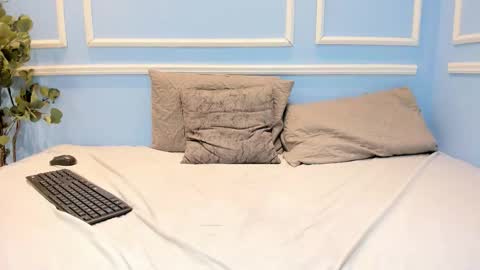 lucy_canel online show from October 18, 11:28 pm