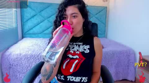 Lucy Greys online show from January 16, 7:10 pm