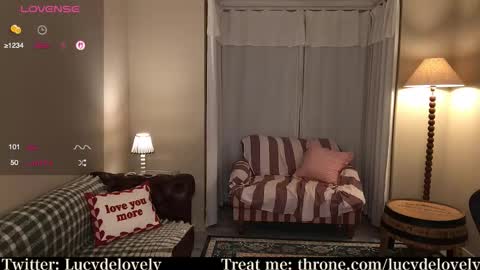 Lucy online show from January 31, 10:41 pm