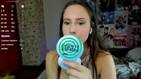 Lucy Rose online show from September 20, 7:28 am