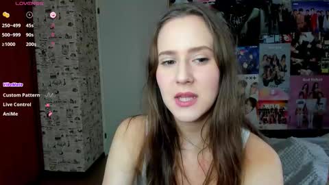 Lucy Rose online show from October 13, 4:15 am