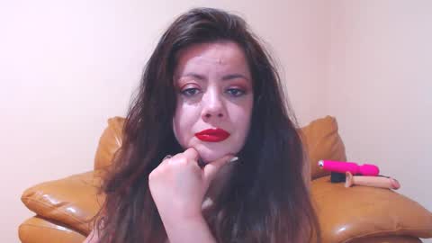 Cassie online show from December 19, 7:06 pm