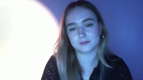 Lulu Baby18 online show from February 19, 7:05 pm