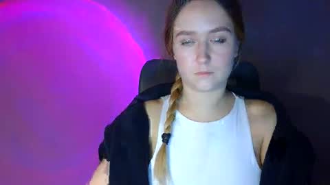 Lulu Baby18 online show from December 15, 8:47 pm