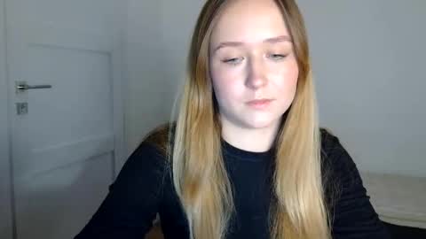 Lulu Baby18 online show from February 9, 7:49 pm