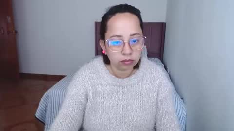 Snapshot of lumi_84 chatting on February 19, 12:00 pm LUMI online show from February 19, 12:00 pm