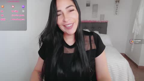 Snapshot of luna_lgomez chatting on October 7, 12:09 pm luna online show from October 7, 12:09 pm