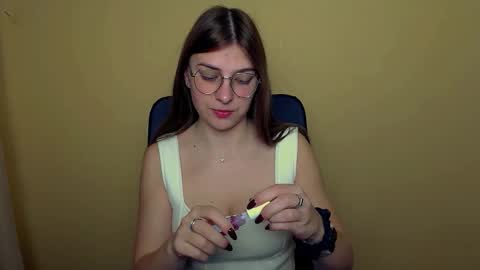 Snapshot of luna_lush_ chatting on October 23, 8:31 am Luna online show from October 23, 8:31 am
