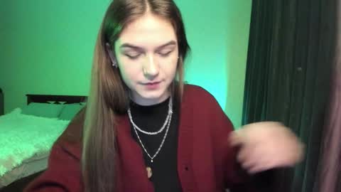 Luna online show from November 24, 8:00 pm